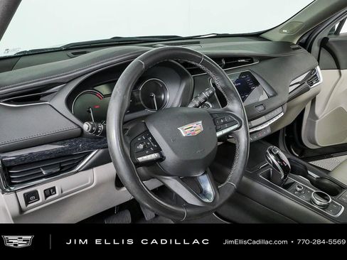 Certified 2023 Cadillac XT4 Premium Luxury w/ Cold Weather Package AWD/4WD image 4