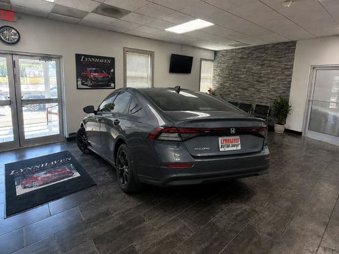 Used 2025 Honda Accord SE image 4