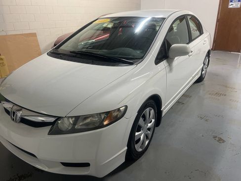 Used 2011 Honda Civic LX image 1