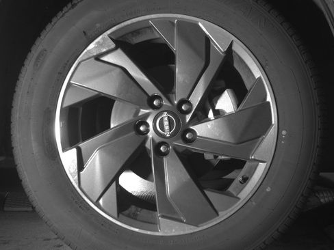 Used 2025 Nissan Rogue SV FWD image 13