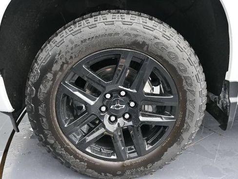 Used 2025 Chevrolet Silverado 1500 RST w/ Protection Package AWD/4WD image 22