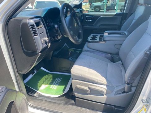 Used 2017 Chevrolet Silverado 1500 W/T w/ WT Convenience Package AWD/4WD image 11