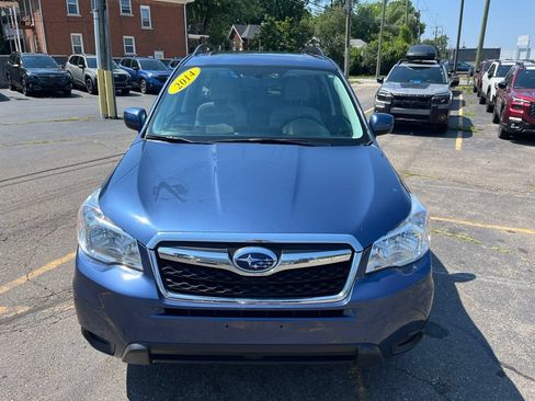 Used 2014 Subaru Forester 2.5i Premium AWD/4WD image 2