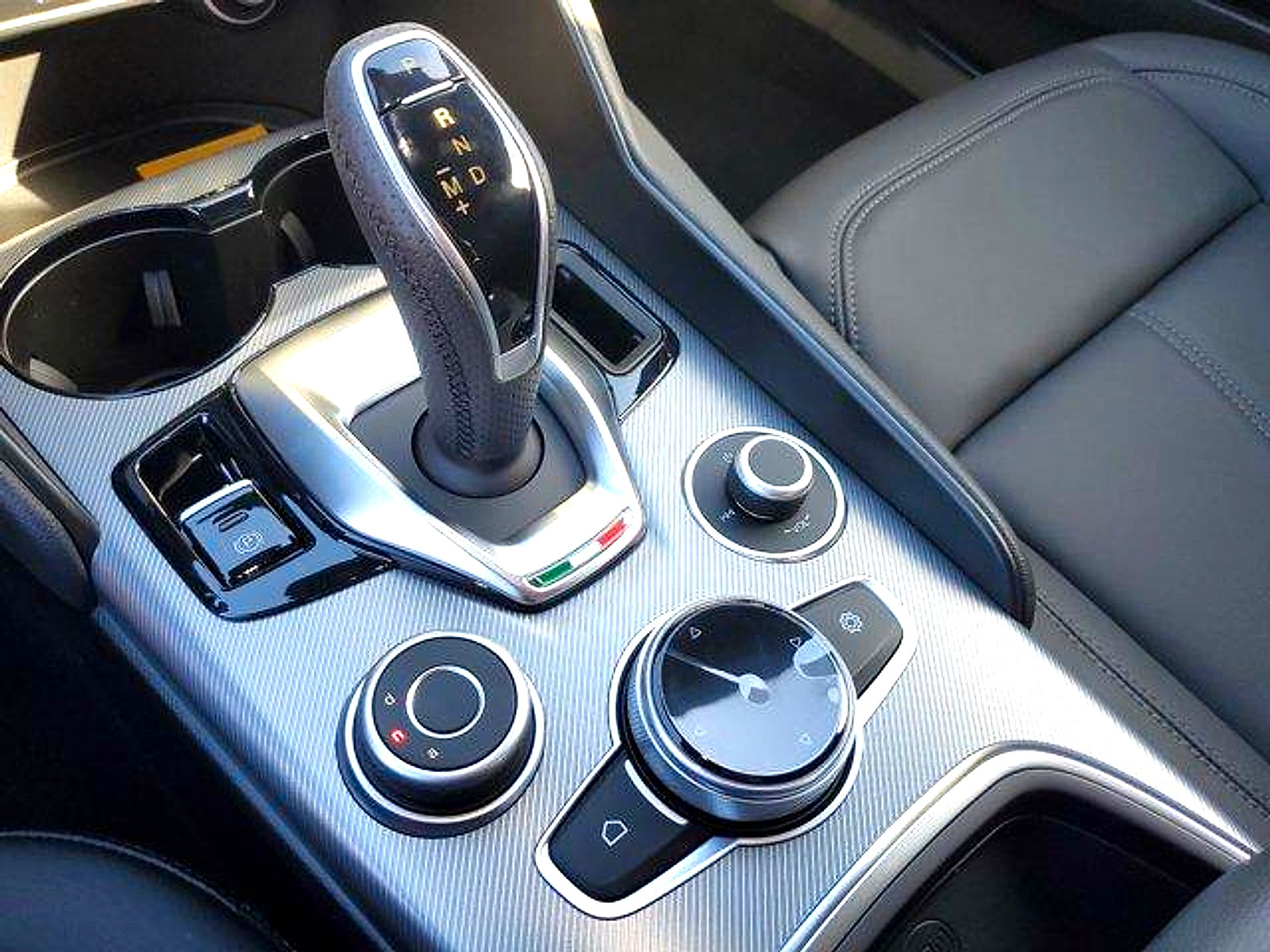 New 2025 Alfa Romeo Giulia RWD image 15