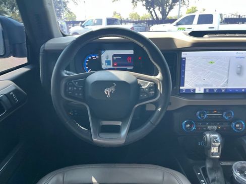 Used 2024 Ford Bronco Wildtrak AWD/4WD image 7