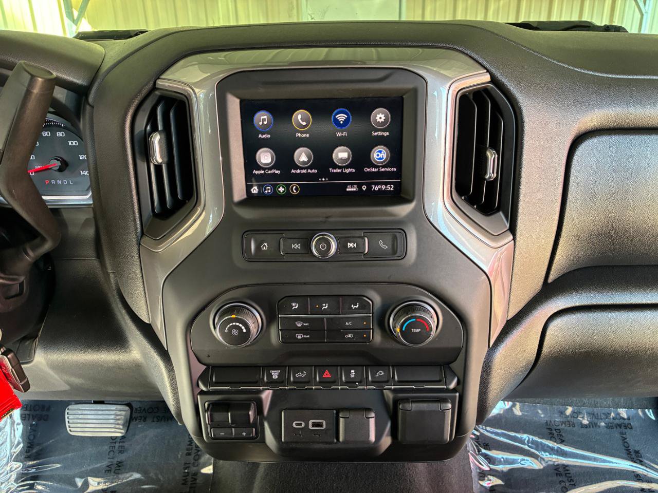 Used 2022 Chevrolet Silverado 2500 Custom w/ Custom Value Package AWD/4WD image 17
