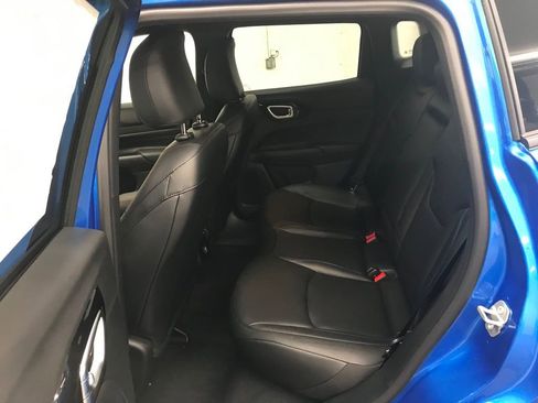 New 2026 Jeep Compass Limited image 30