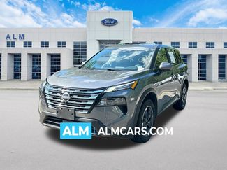 Used 2025 Nissan Rogue SV FWD video 1
