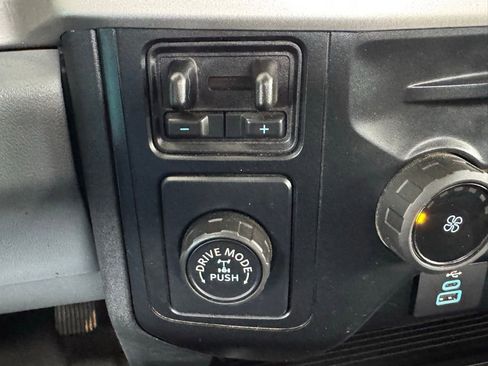 Used 2024 Ford F350 XL RWD image 26