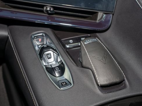 Used 2023 Chevrolet Corvette Stingray Preferred Cpe w/ Stealth Interior Trim Package image 17