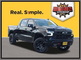 Used 2022 Chevrolet Silverado 1500 LT Trail Boss w/ LT Trail Boss Premium Package AWD/4WD video 1