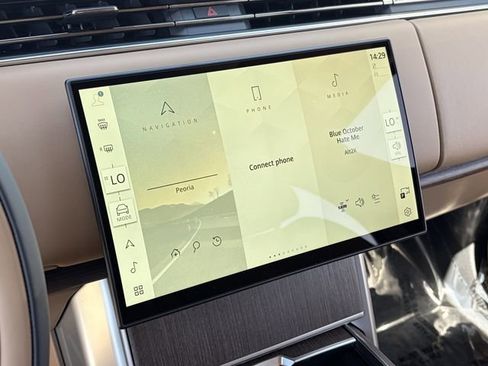 New 2026 Land Rover Range Rover SE AWD/4WD image 8