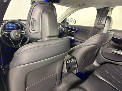 Used 2025 Mercedes-Benz E 350 Sedan image 33