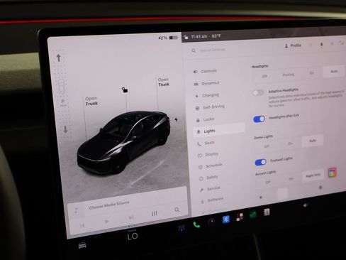 Used 2026 Tesla Model Y Long Range AWD/4WD image 26