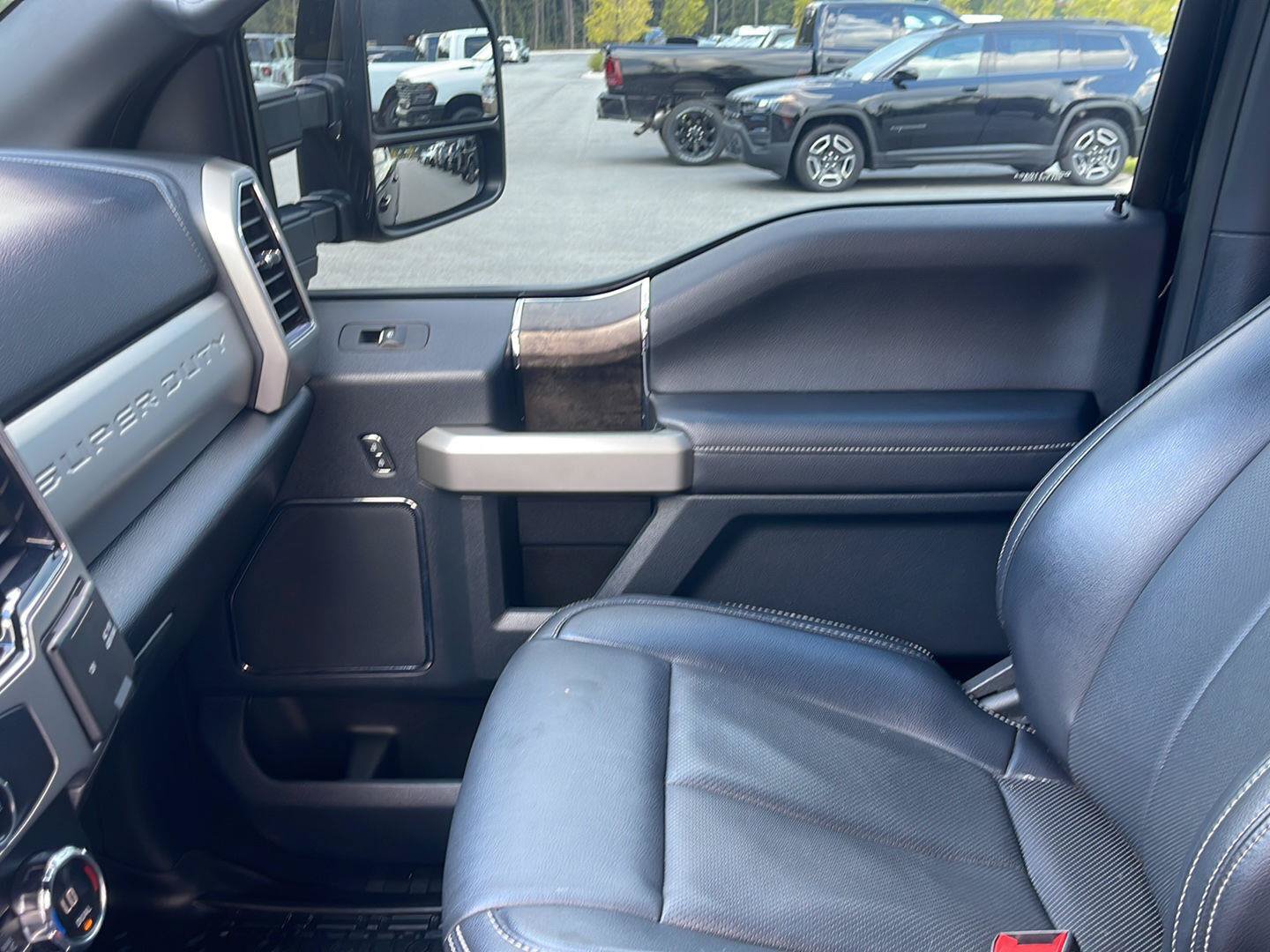 Used 2022 Ford F250 Lariat AWD/4WD image 28