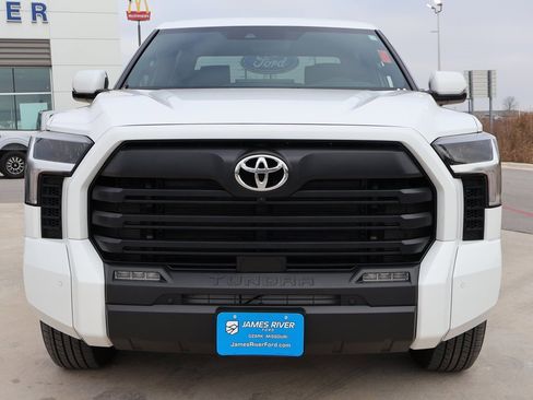 Used 2025 Toyota Tundra SR5 image 7