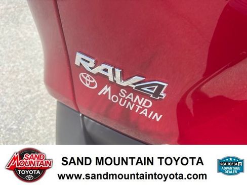 Used 2023 Toyota RAV4 XLE Premium FWD image 9