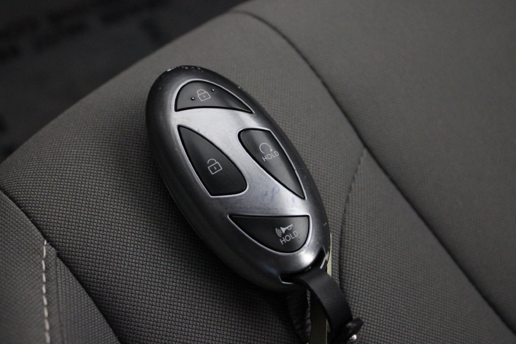 Certified 2025 Hyundai Elantra SEL FWD image 32