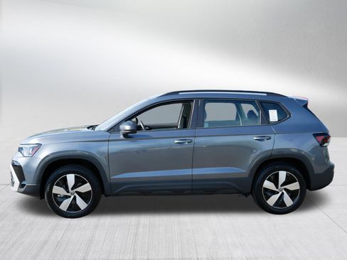 Certified 2025 Volkswagen Taos S AWD/4WD image 4