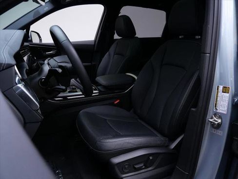 Certified 2025 Audi Q7 2.0T Premium Plus AWD/4WD image 12
