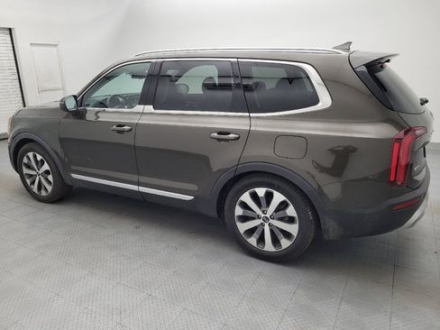 Used 2020 Kia Telluride EX w/ Towing Package AWD/4WD image 3