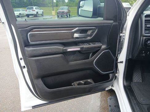 Used 2025 RAM 1500 Laramie w/ Sport Appearance Package AWD/4WD image 33