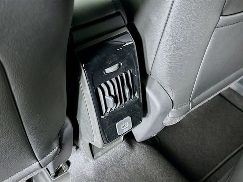 New 2026 Jeep Compass Limited image 31