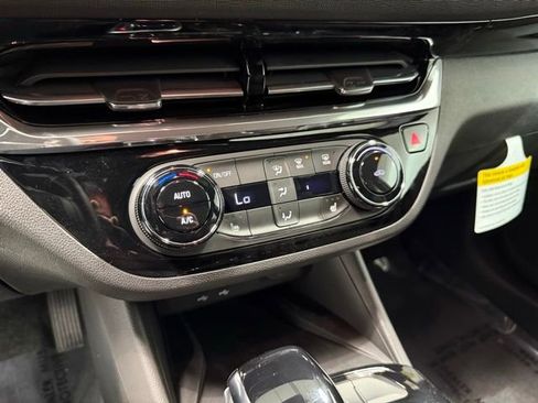 New 2026 Buick Envista Sport Touring w/ Convenience I Package FWD image 21