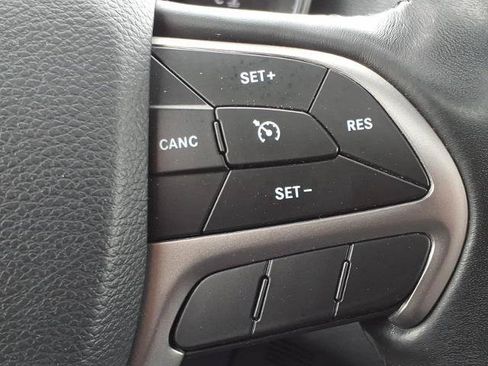 Used 2020 Jeep Grand Cherokee Limited AWD/4WD image 18
