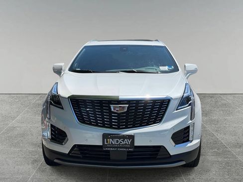 Used 2025 Cadillac XT5 Premium Luxury w/ Technology Package AWD/4WD image 8