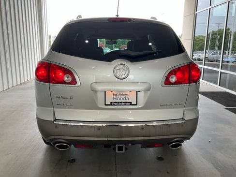 Used 2012 Buick Enclave Leather w/ LPO, Cargo Convenience Pkg FWD image 18