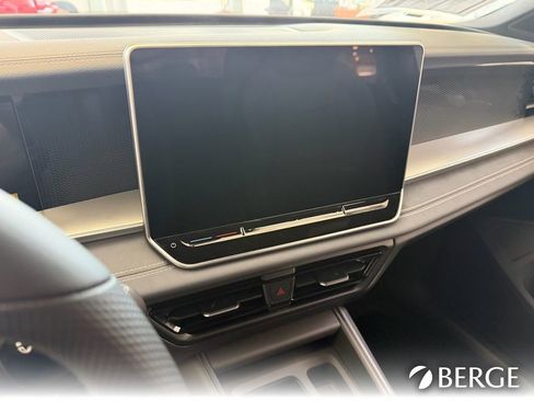 New 2026 Volkswagen Tiguan SE R-Line image 29