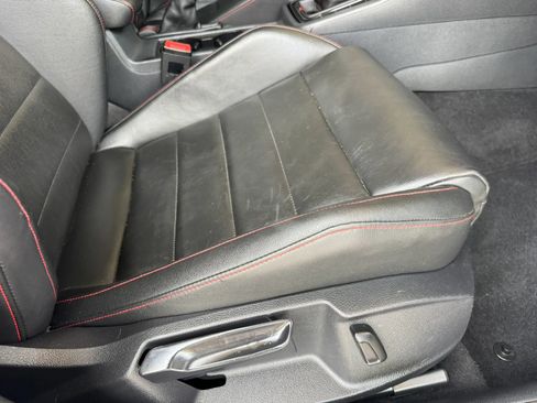 Used 2016 Volkswagen GTI SE w/ Lighting Package (SEL) FWD image 24