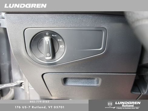Used 2023 Volkswagen Tiguan SE R-Line AWD/4WD image 13
