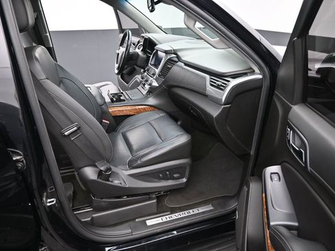 Used 2018 Chevrolet Tahoe Premier AWD/4WD image 19