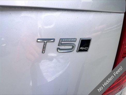 Used 2018 Volvo XC90 T5 Momentum w/ Convenience Package AWD/4WD image 7