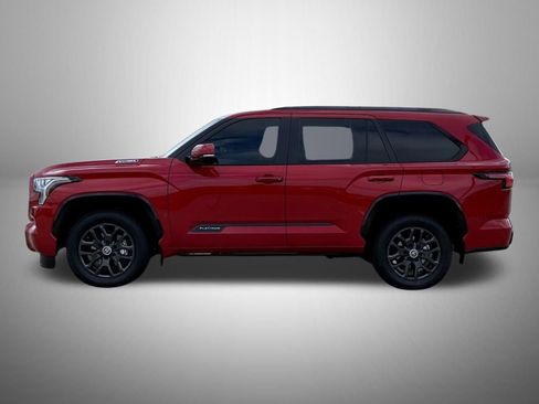 Used 2024 Toyota Sequoia Platinum image 8