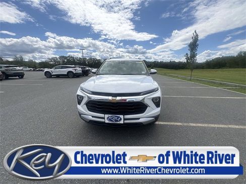 New 2026 Chevrolet TrailBlazer LT image 1