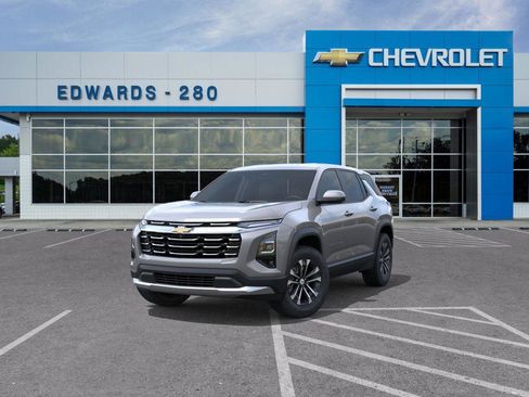 New 2026 Chevrolet Equinox LT w/ Convenience Package II image 8