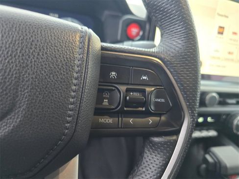 Used 2024 Toyota Tacoma TRD Off-Road image 23