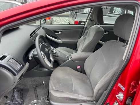 Used 2010 Toyota Prius One image 9