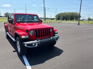 Used 2023 Jeep Gladiator Sport AWD/4WD video 2