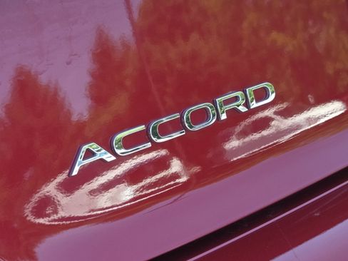 Certified 2025 Honda Accord SE image 14