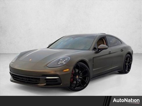 Used 2018 Porsche Panamera 4 AWD/4WD image 1