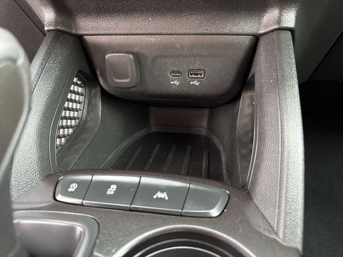 Used 2024 Chevrolet TrailBlazer LS image 20