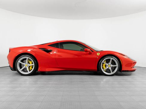 Certified 2021 Ferrari F8 Tributo RWD image 13