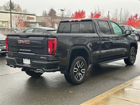 Used 2022 GMC Sierra 1500 AT4 w/ AT4 Premium Package image 5