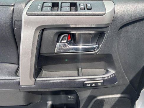 Certified 2019 Toyota 4Runner Limited AWD/4WD image 15