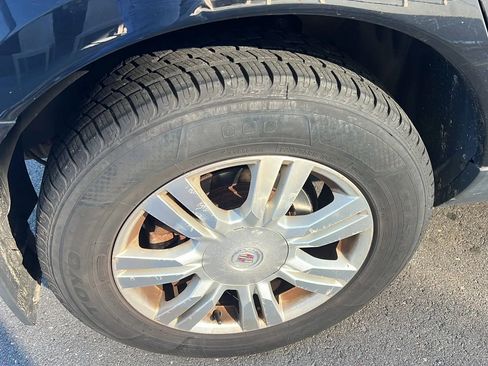 Used 2013 Cadillac SRX Luxury w/ Driver Awareness Package image 14