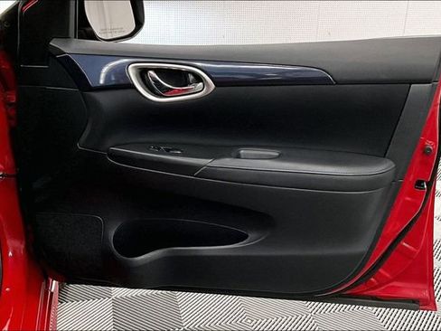 Used 2019 Nissan Sentra SR FWD image 21